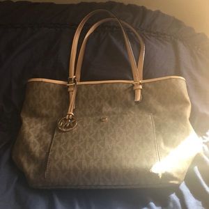Mk purse